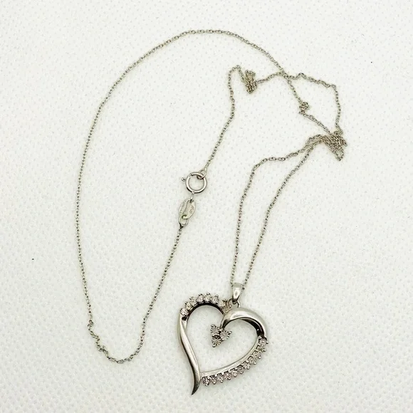 925 Sterling Heart Necklace Pendant with 5 Diamonds Fine Jewelry